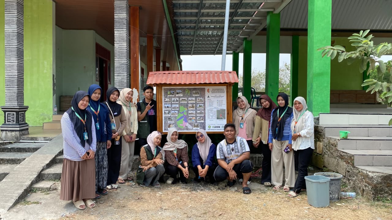 Pemasangan Peta Potensi Desa Kesongo